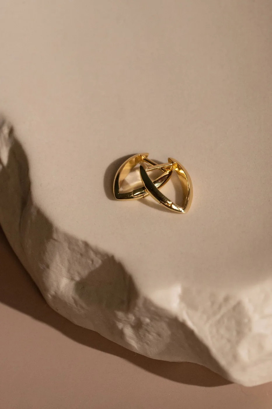 Pointed Hinge Hoops - 14K Gold Filled — product image 1