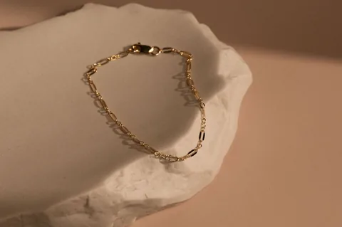 Sequin Chain Bracelet - 14K Gold Filled — product image 1