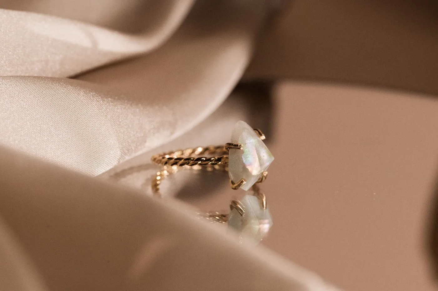 Cremation Claw Ring - 14k Gold Filled — product image 1
