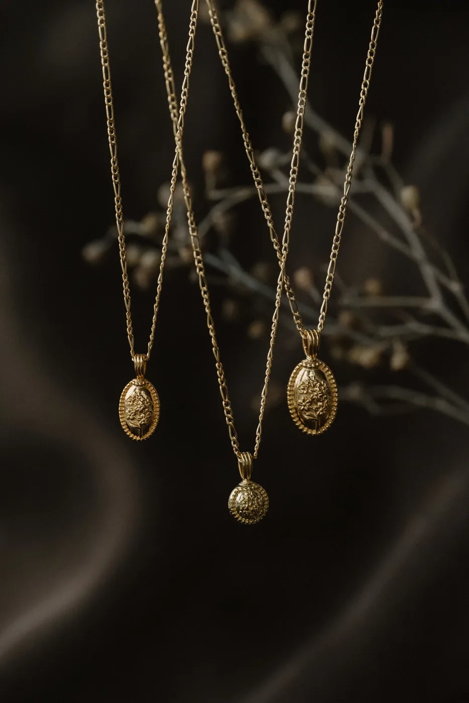 Forget-Me-Not Oval Cremains Urn Necklace — product image 7