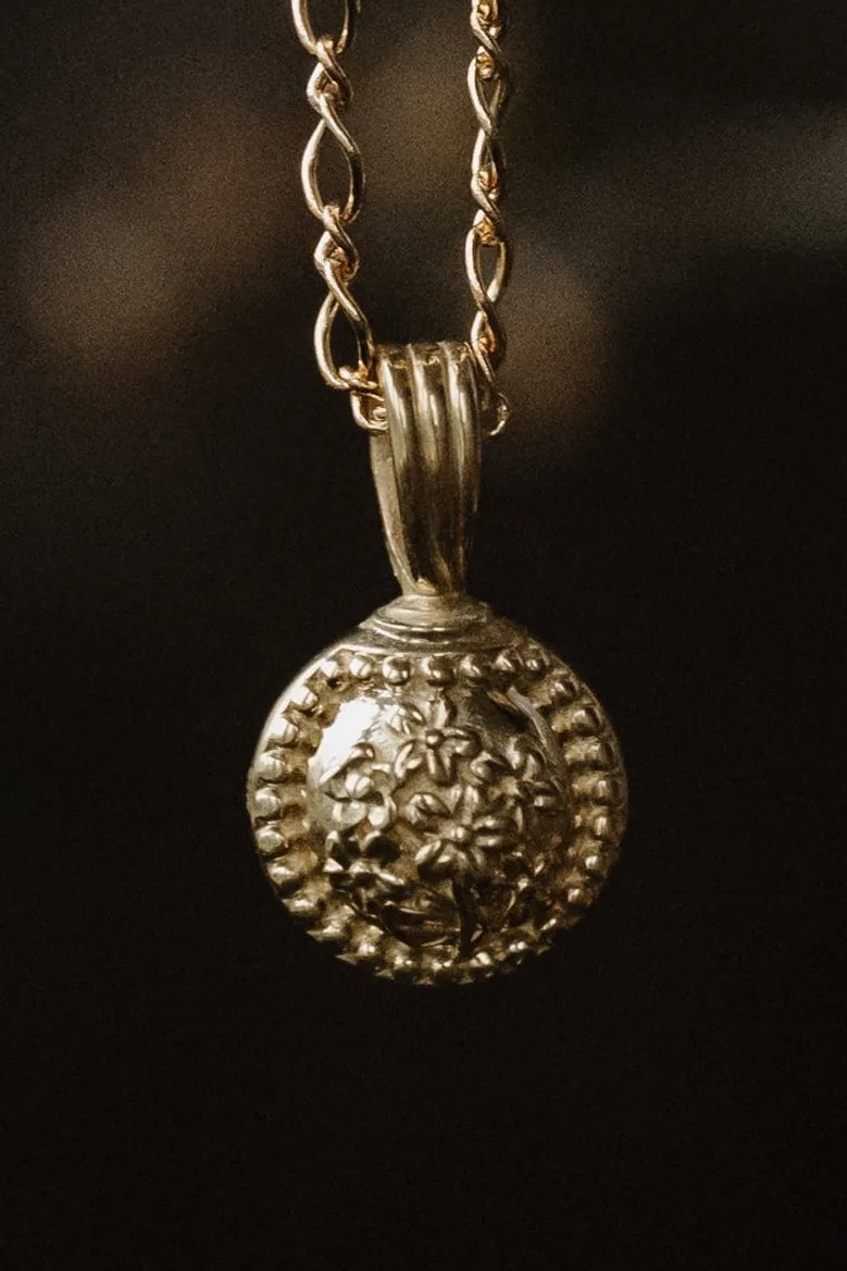 Forget-Me-Not Circle Cremains Urn Necklace - Solid Gold — product image 1