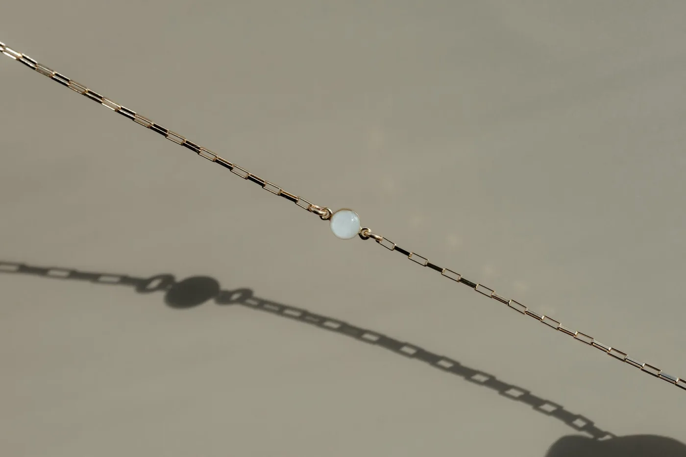 Mothers Milk Box Clip Chain Bracelet- 14K Solid Gold — product image 2