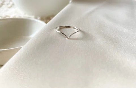 V Skinny Ring - Sterling Silver — product image 4